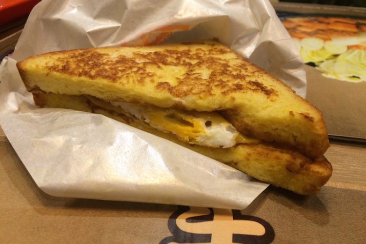 R Fast Food Watch: Yoshinoya Tries to Tempt Early Risers With French Toast Options