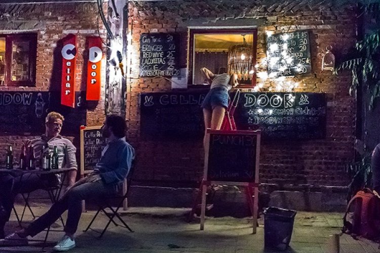 Nearly Every One of Your Fangjia Hutong Favorites Will Close Before Sep 17