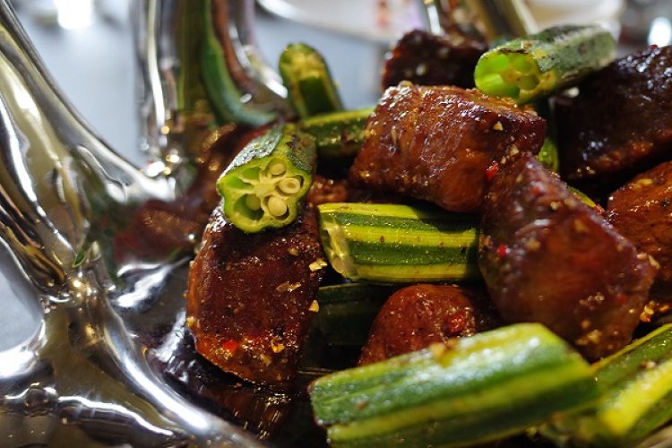 Indulge Your Guests with Extravagant Contemporary Chinese Dishes at Wutong Plus