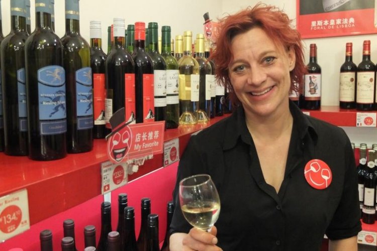 Chin-Chin to a Happy Life With CHEERS Founder Claudia Masüger