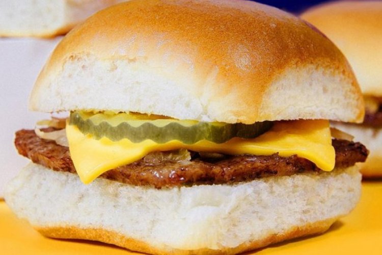 Seven Places in Beijing To Munch on Sliders, AKA Mini-burgers