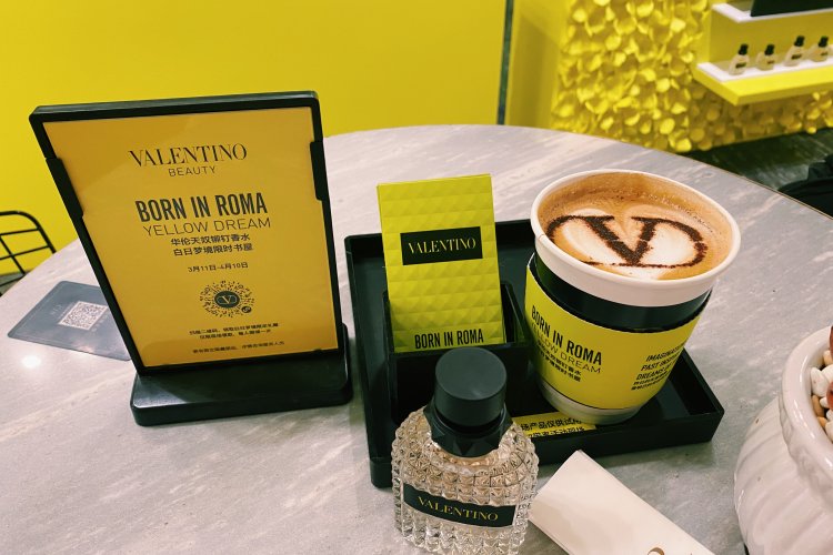 Capital Caff: Valentino Brings All Glam To Forgettable Coffee at SKP