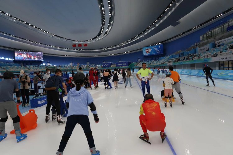 OlymPicks: Beijing&#039;s Ice Ribbon Opens to the Public