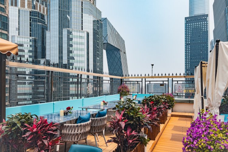 Beijing&#039;s Rooftops &amp; Terraces:the CBD