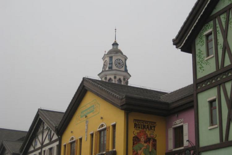 Switzerland, CBD Style: A New Bar Street Going up Along the Tonghui River 