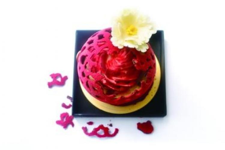 Just Desserts: Black Swan Luxury Cake Shop |
