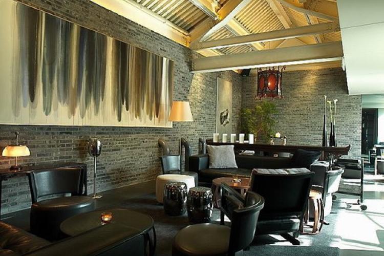 Earth Tones and Intimate Spaces - the Return of Domus