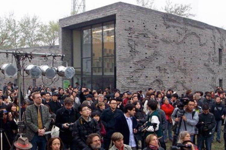 Caochangdi Going Down? Galleries Issued Demolition Notices
