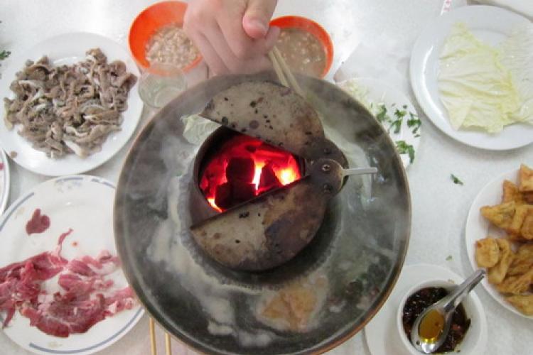 Beijing Hot-pot Spot: Unbeatable Fresh Lamb at Xinxin Xiaochi