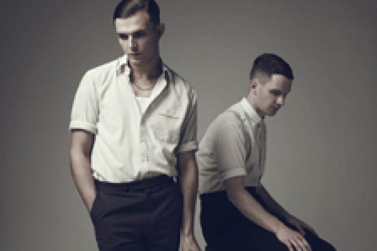 Weekend Live Music Roundup: Hurts, Silver Apples &amp; Another Music Festival