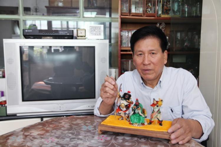 Mr. Malleable: Yan Zhaodong, Dough Sculptor