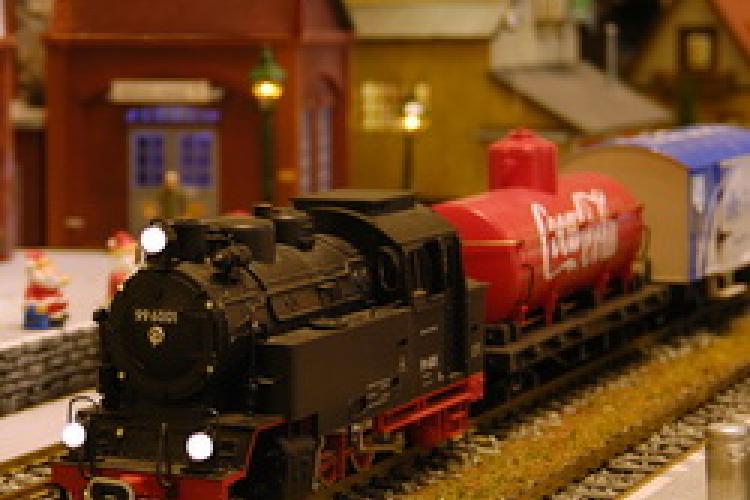 Little Trains That Can: Christmas Train Comes to Beijing