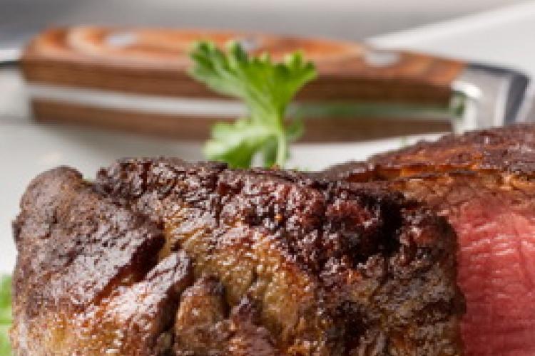 A Full Blooded Steakhouse: Angus Grill Opens on Wangfujing
