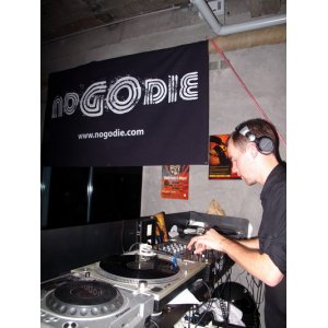Beijinger_Anniersary_Party_No_Go_Die_DJ