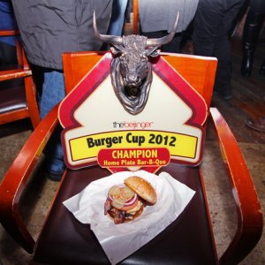 BurgerCup_Home_Plate07