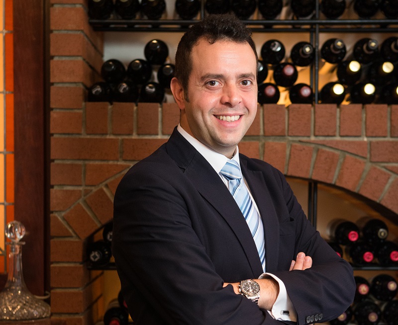 A Few Words with: Francesco Brusa, General Manager of Morton’s of Chicago