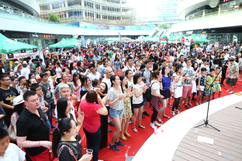 Thousands Crowd Day 1 of Foodie Fest, More to Come Sunday
