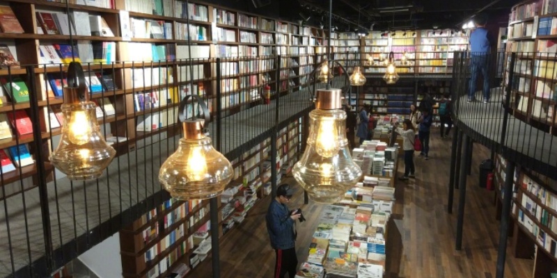 Beijing&#039;s Newest 24 Hour Bookstore to Serve as Sanlitun&#039;s &quot;Quiet Cultural Sanctuary&quot;
