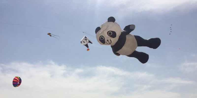 R Go Fly a Kite at the Beijing Kite Festival This Week R Go Fly a Kite at the Beijing Kite Festival This Week