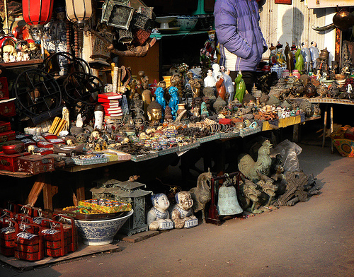 From Our Archives: 5 Beijing Markets for Vintage Souvenir and Decorations