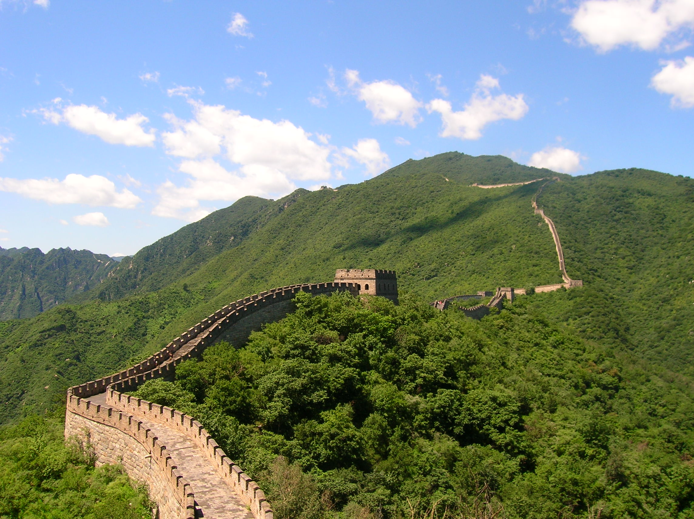 Canadian Woman Accidentally Kills Chinese Elderly Lady at Mutianyu Great Wall