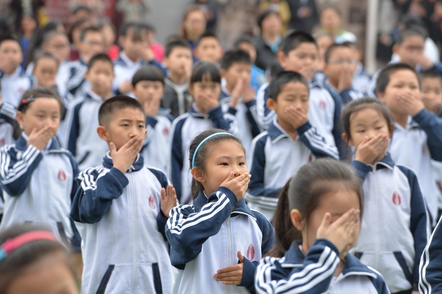 Survey Indicates Nearly 20 Percent of Chinese Middle School Students Smoke