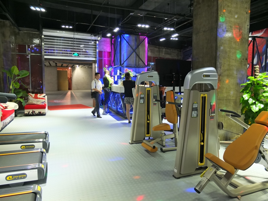 Sweat and Surprises: Coco Mangga Gym in Sanlitun SOHO