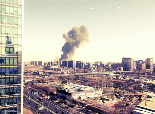 BREAKING: Fifth Ring Road Power Plant Fire Darkens Beijing Blue Sky