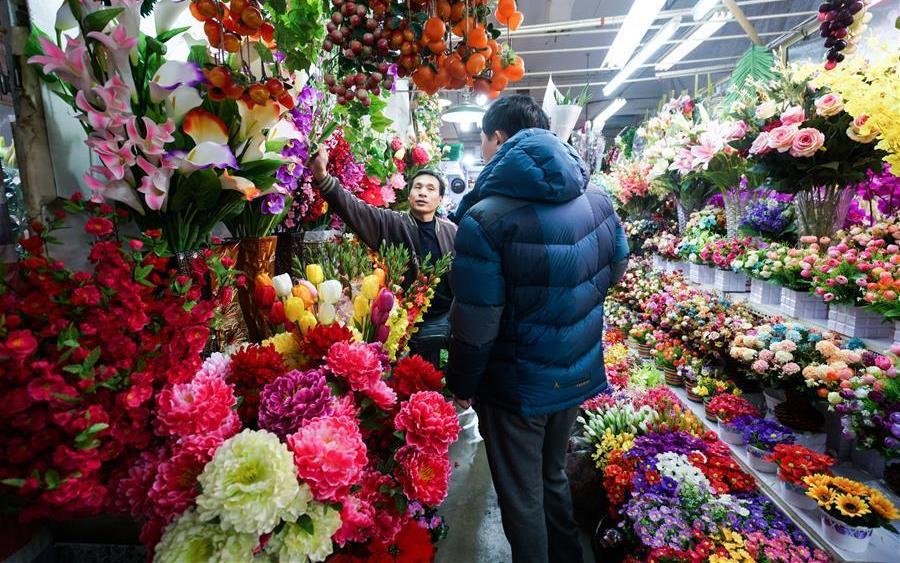 Farewell Laitai Flower Market: On Eucalyptus and Haggling