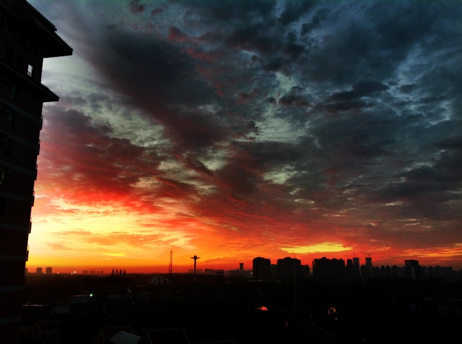 A Lush Sunset Captured Over Beijing