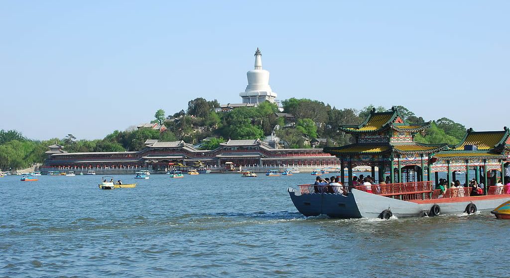 Park Life: Everything You Need to Know About Beihai Park