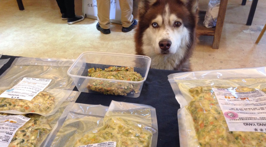 A Dog&#039;s Dinner: Homemade Dog Food from Penny&#039;s Food Studio