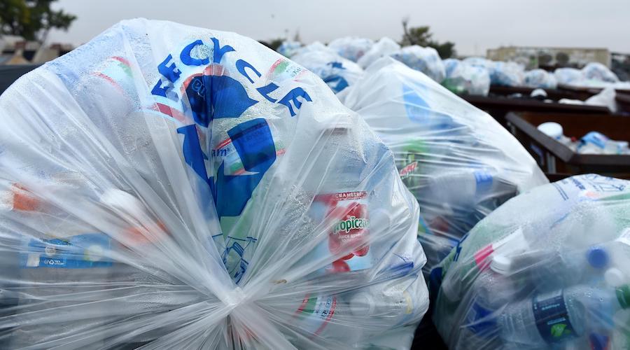 Deliver us From Plastic: How to Reduce the Waste from your Delivery Food Habit 