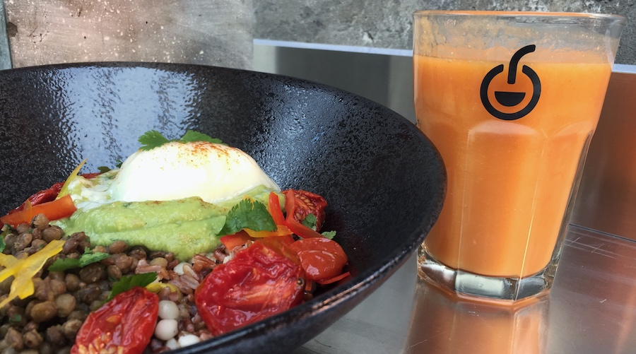 Keep up Your New Year&#039;s Resolutions with Nooxo&#039;s Healthy Grain Bowls and Smoothies