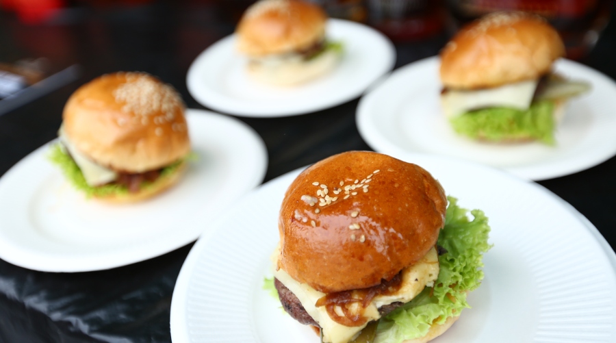 Counting Down to the 2015 Burger Cup Launch Party: Check Out the Vendors!
