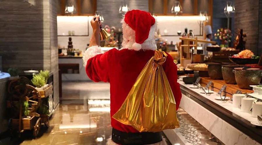 Celebrate a Warm Christmas at Nuo Hotel Beijing 