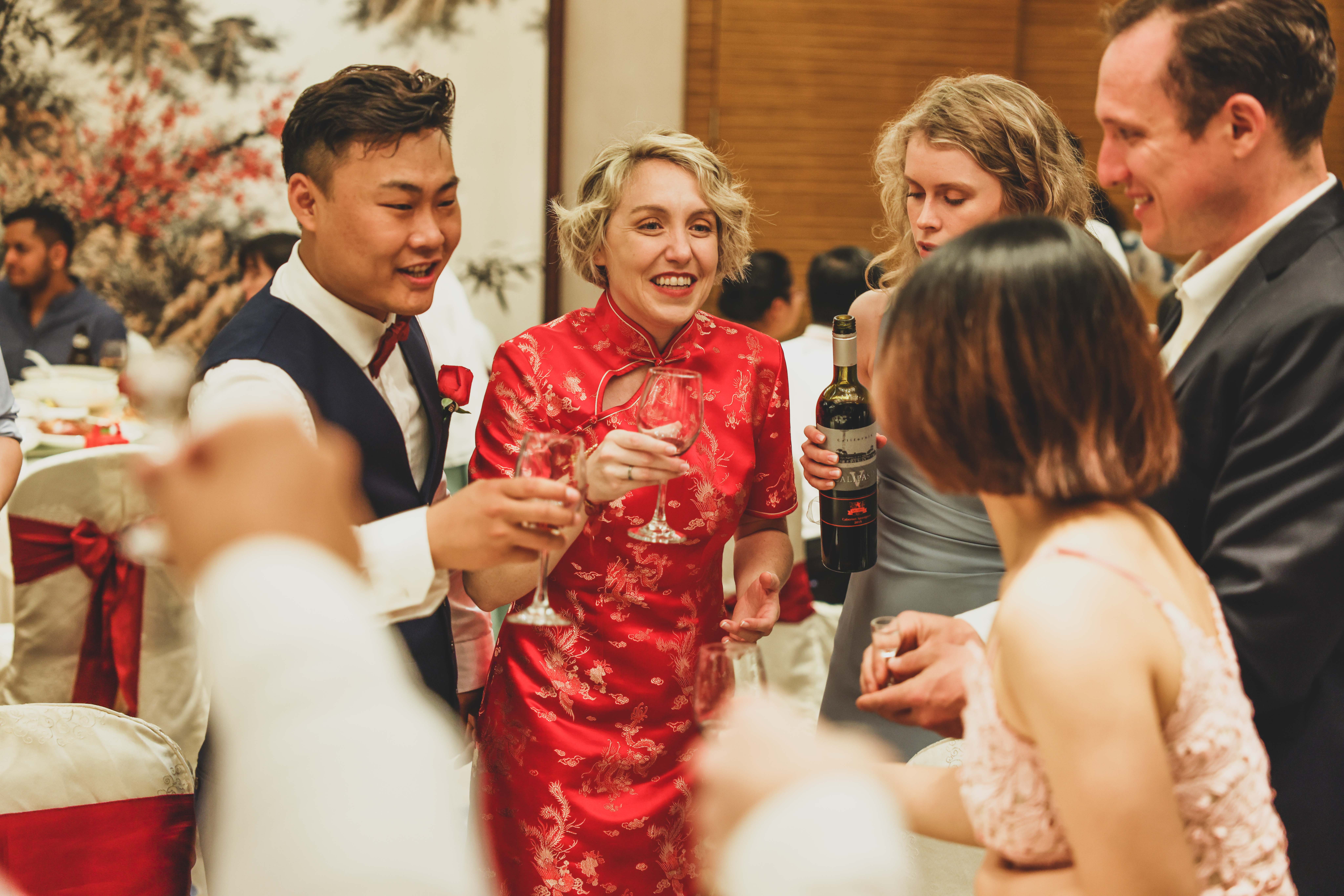 When Family Can&#039;t Come: How to Invite Strangers to Your Beijing Wedding