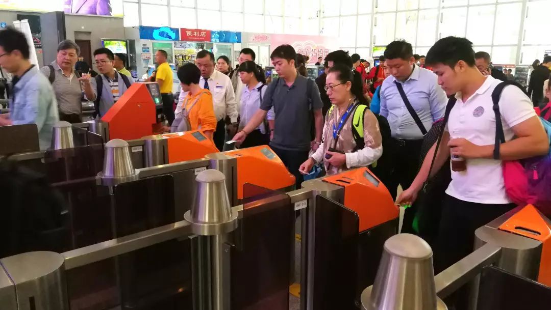 DP Beijing South Railway Station Expands Paperless Tickets for High-Speed Trains DP Beijing South Railway Station Expands Paperless Tickets for High-Speed Trains