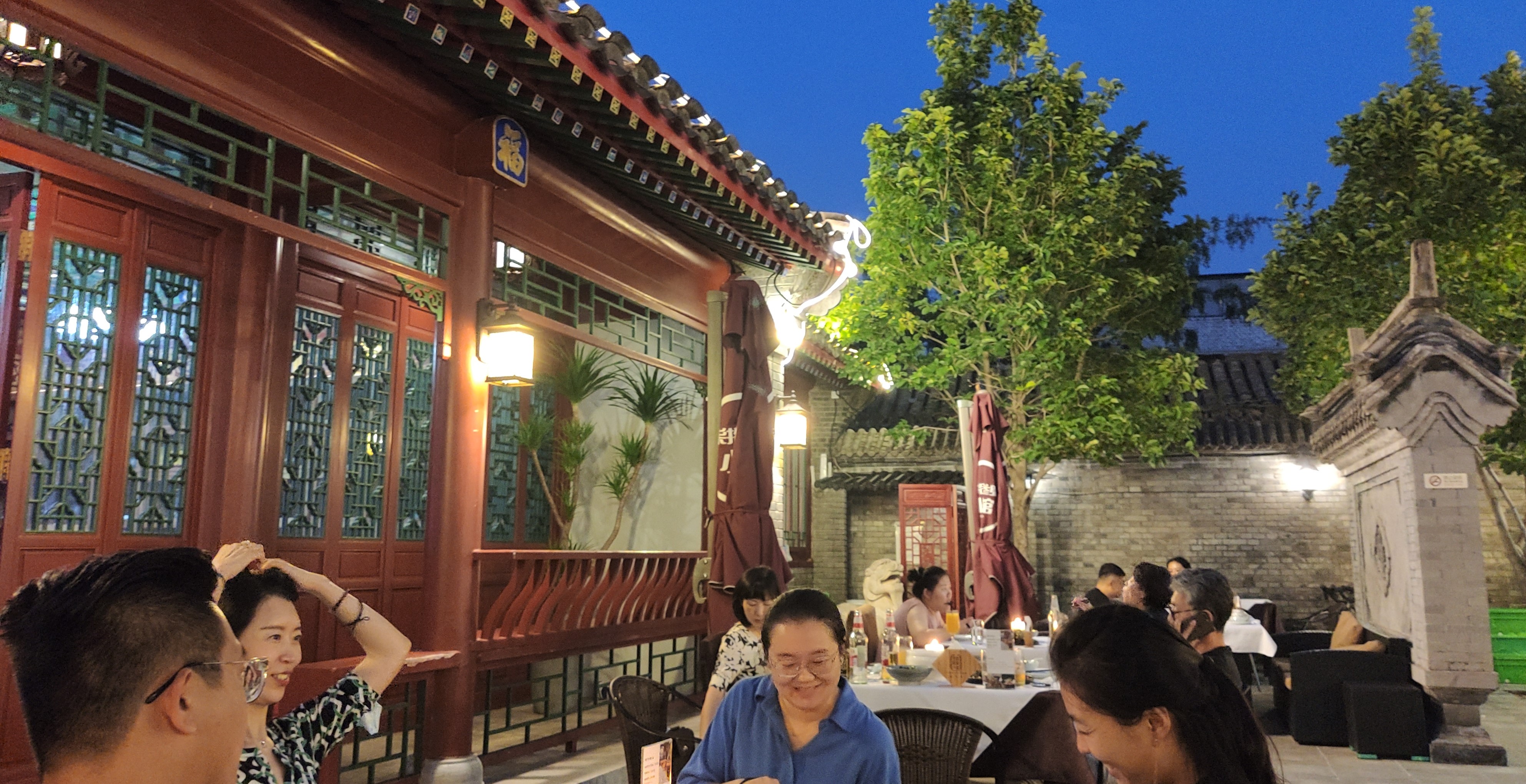 Classic Yunnan Dishes in the Open Air at Courtyard 73