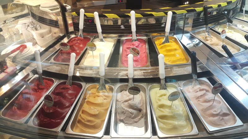 Vai Milano is a Sweet Haven From Summer&#039;s Heat