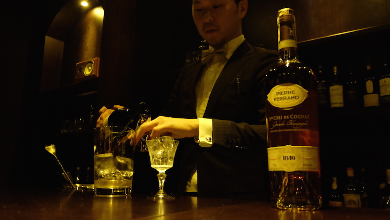 R Old Fashioned Brings Aged Japanese Whisky and Timeless Vibes to Sanlitun Soho 