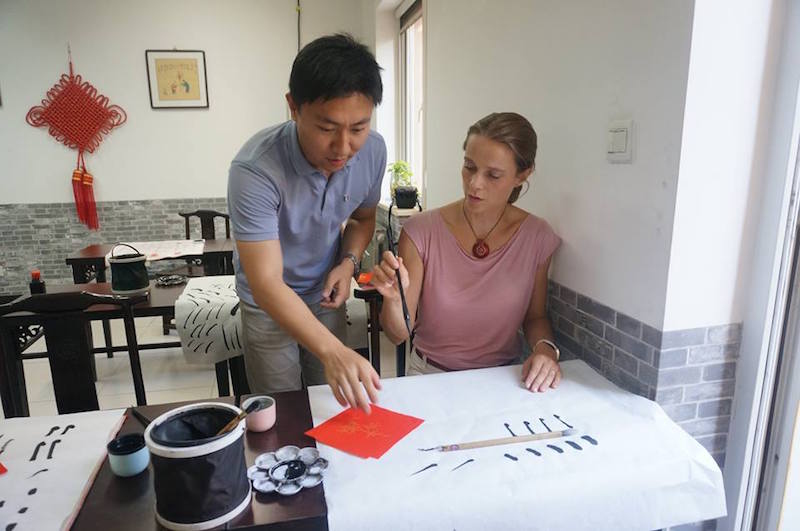 Hao Laoshi: BICC Instructor Paints a Vivid, Informative Picture 