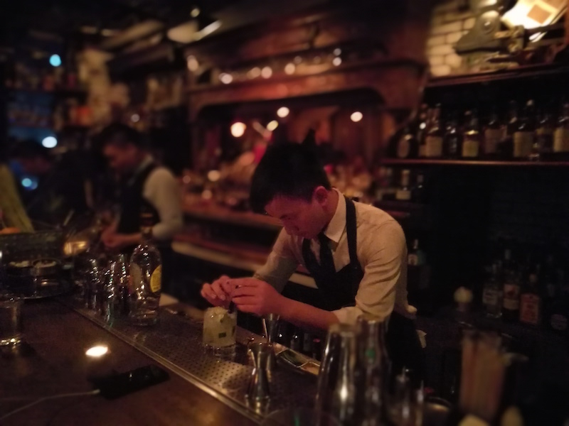 Mokihi No: 3 Shakes Up Sanlitun&#039;s Speakeasy Scene with Cheap, Flavorful Cocktails