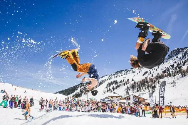 Snowboarding, EDM, and... Human Bowling? All That and More at the Great Wall Snow Festival Dec. 17 