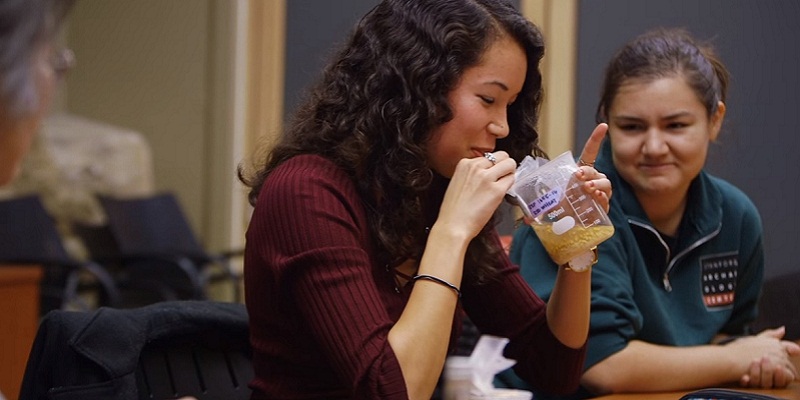 DP Stanford Students Used 5,000 Year Old Chinese Beer Recipe to Brew, and Straws to Drink