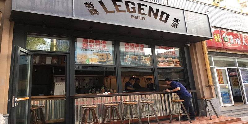 What’s Up in Beer: Puppy Pub Crawl, Great Leap, Jing-A and Slow Boat’s New Brew, Legend Beer Second Location, Beer Run and Burger Cup