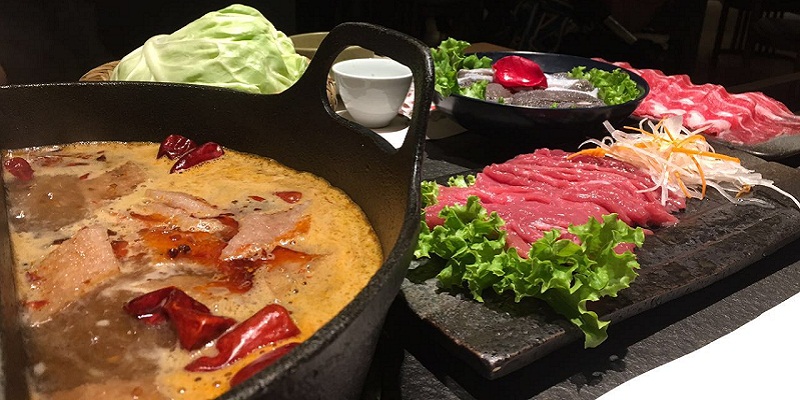 China World Mall's Beef Hot Pot Can Satisfy Your Sichuan Hot Pot Cravings All Year Round