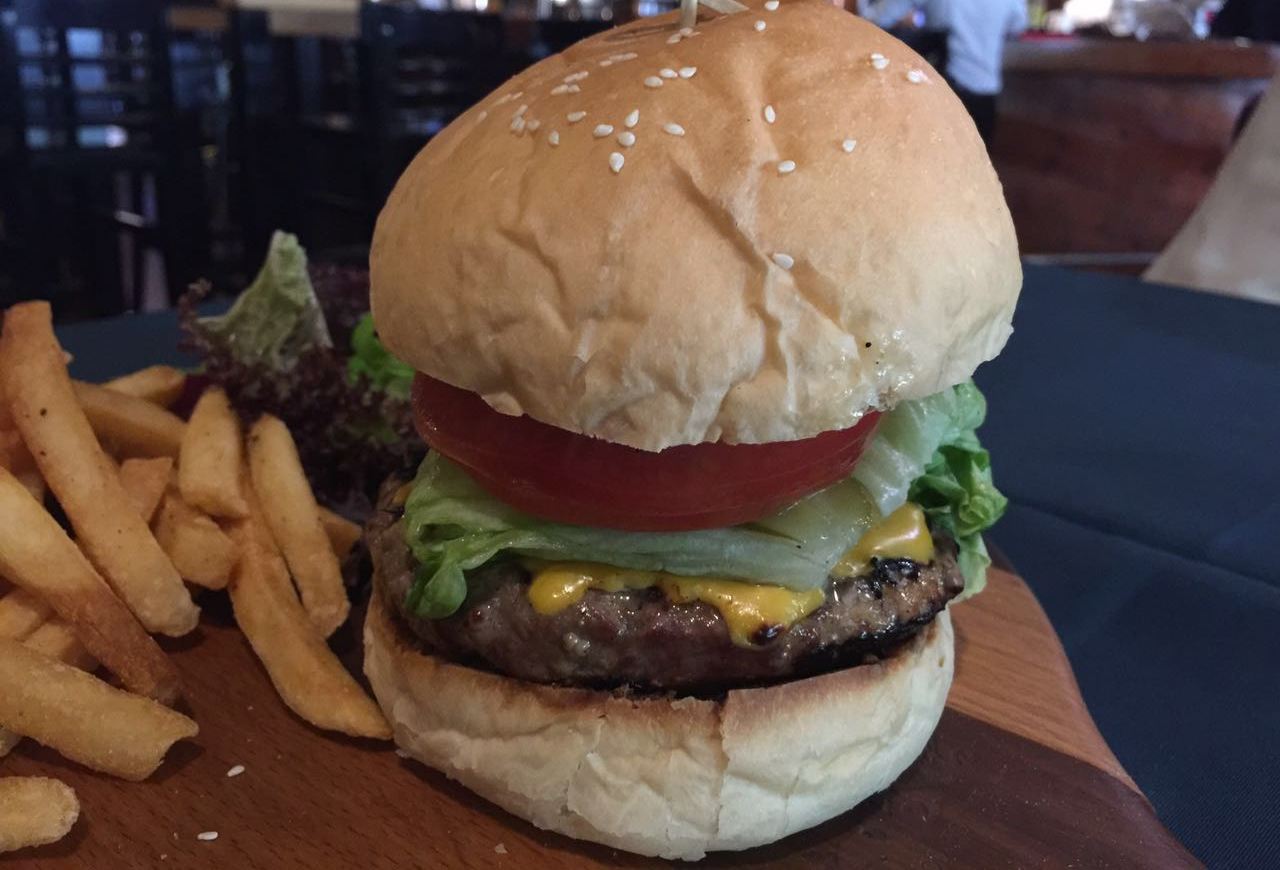 DP Burger Brief: Eudora&#039;s Signature Burger Still Got It