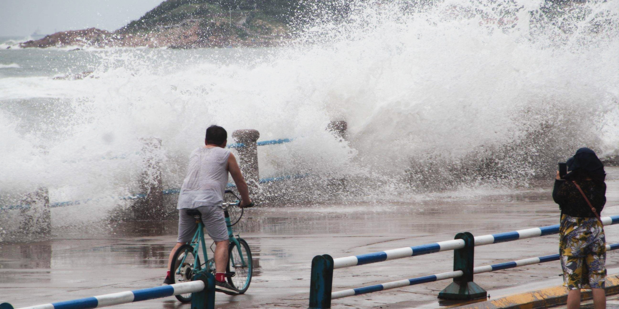 R1 Hundreds Evacuated over Weekend Downpour, More to Come as Typhoon Lekima Moves North