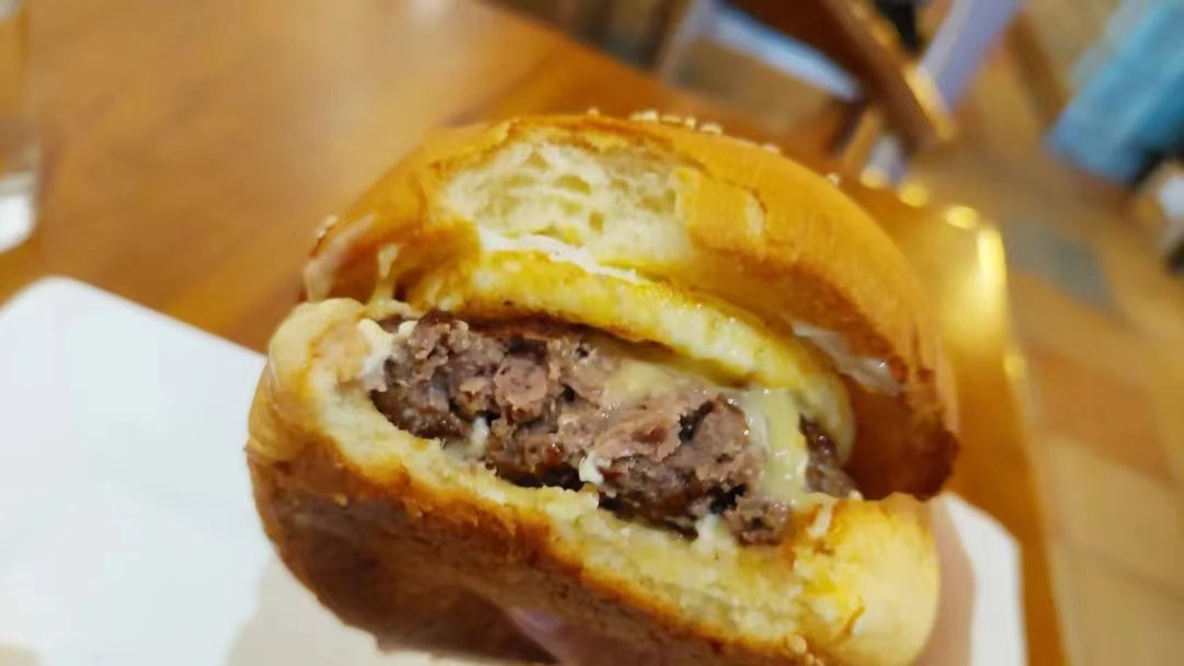 Beyond the Beef Patty: Other Meats You&#039;ll Find Between Two Buns in Beijing